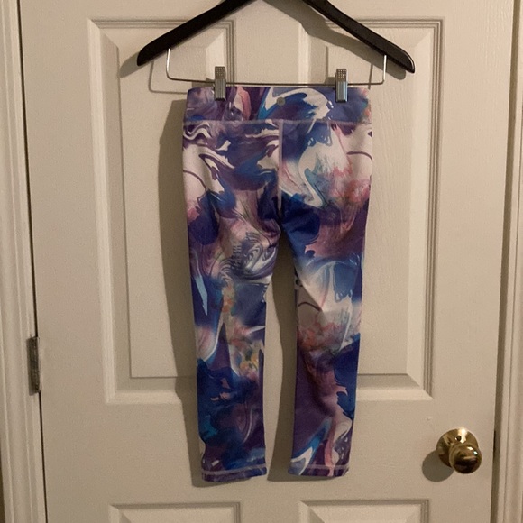 Girls multi color leggings - Picture 2 of 3
